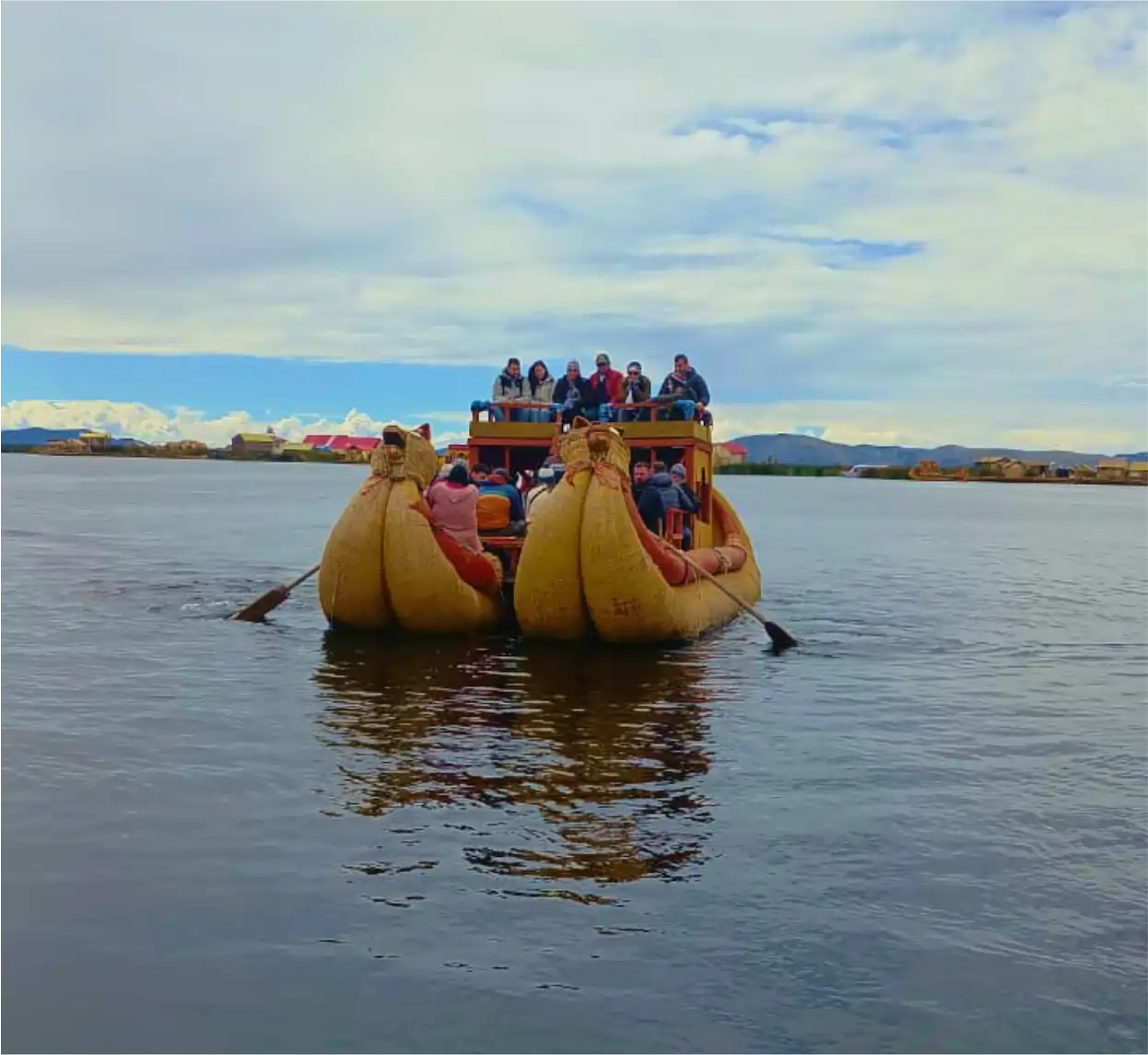  Tour Uros Amantaní 